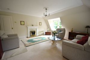 Photo 13- click for photo gallery